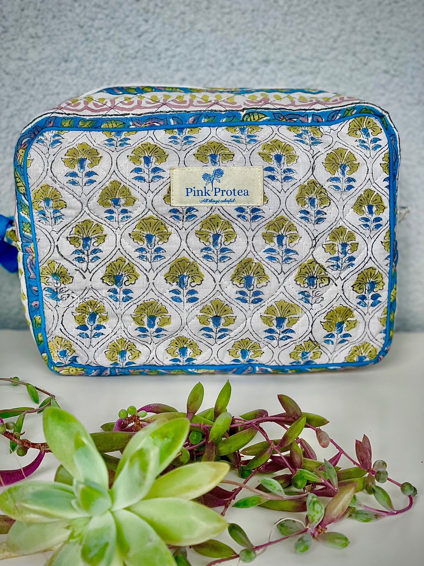 Travel Pouch Set Blue Motif