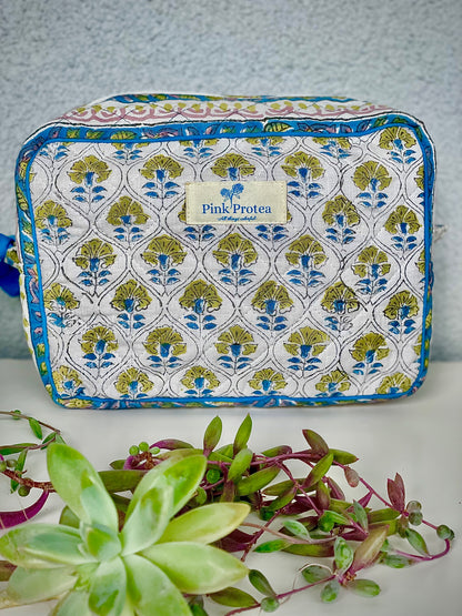 Travel Pouch Set Blue Motif