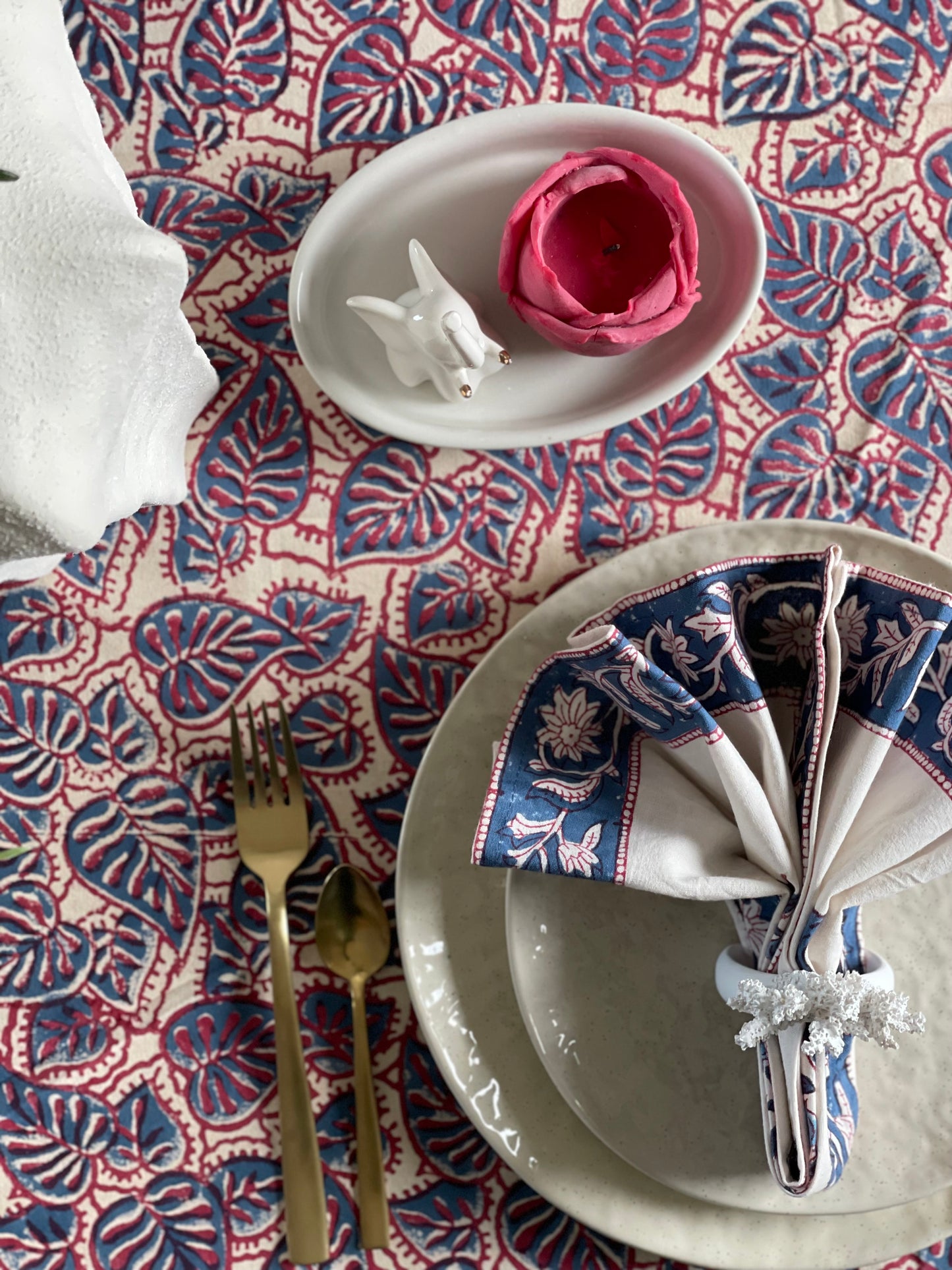 Tablecloth Blue Betel Leaf