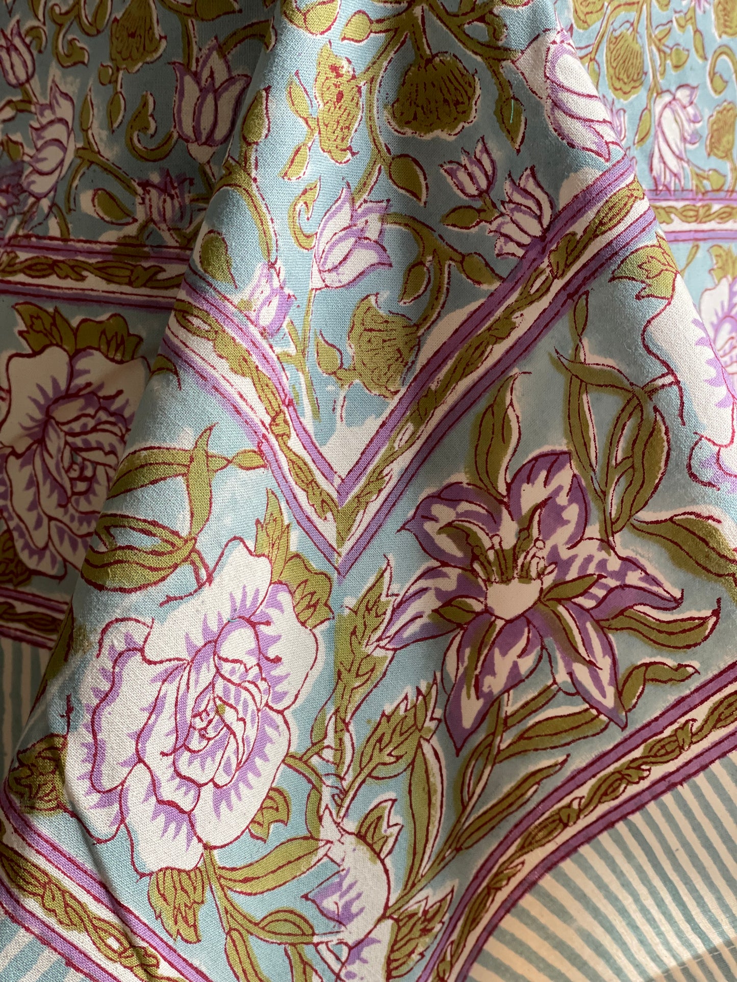 Tablecloth Purple Green Leaf