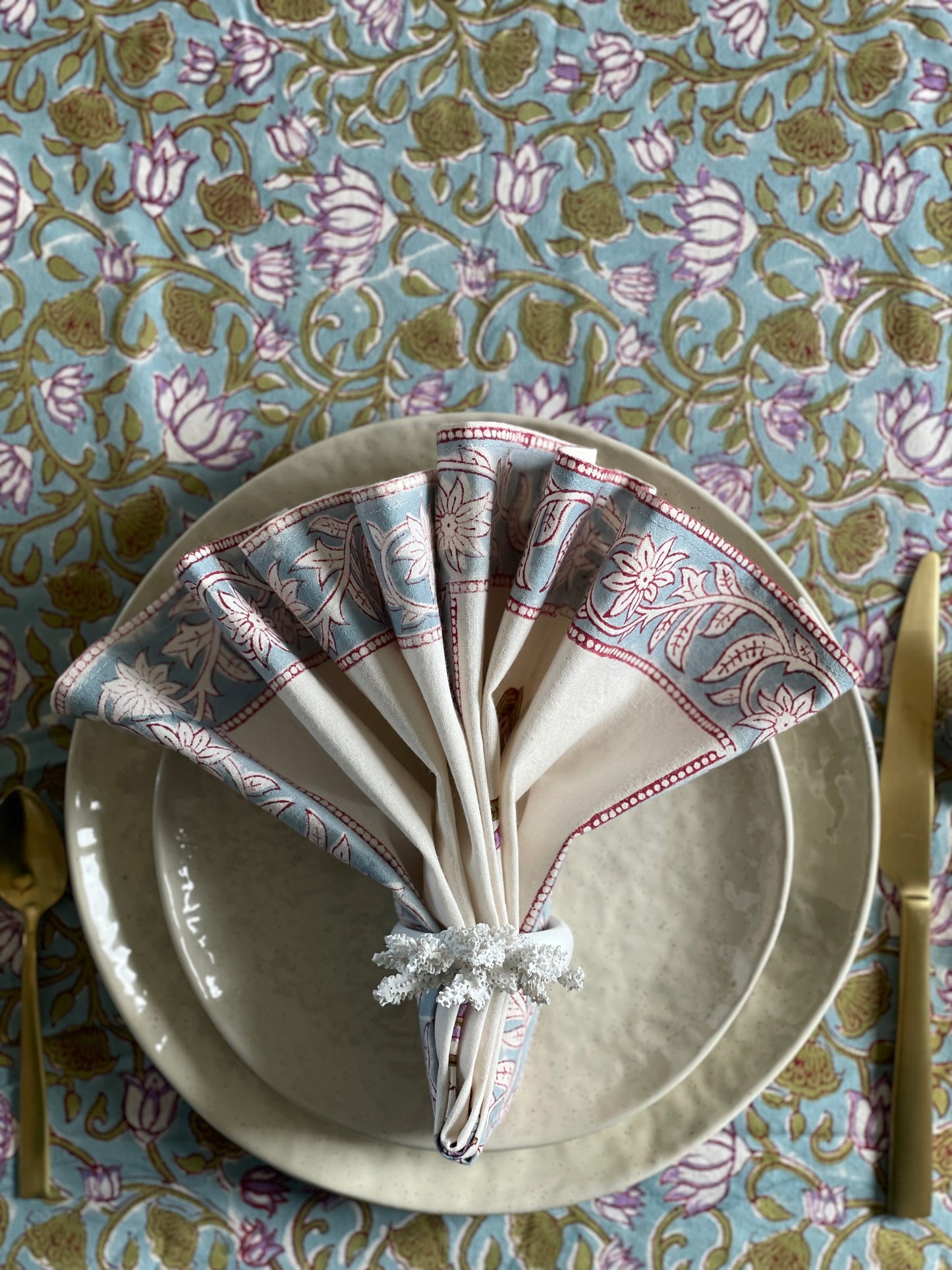 Tablecloth Purple Green Leaf