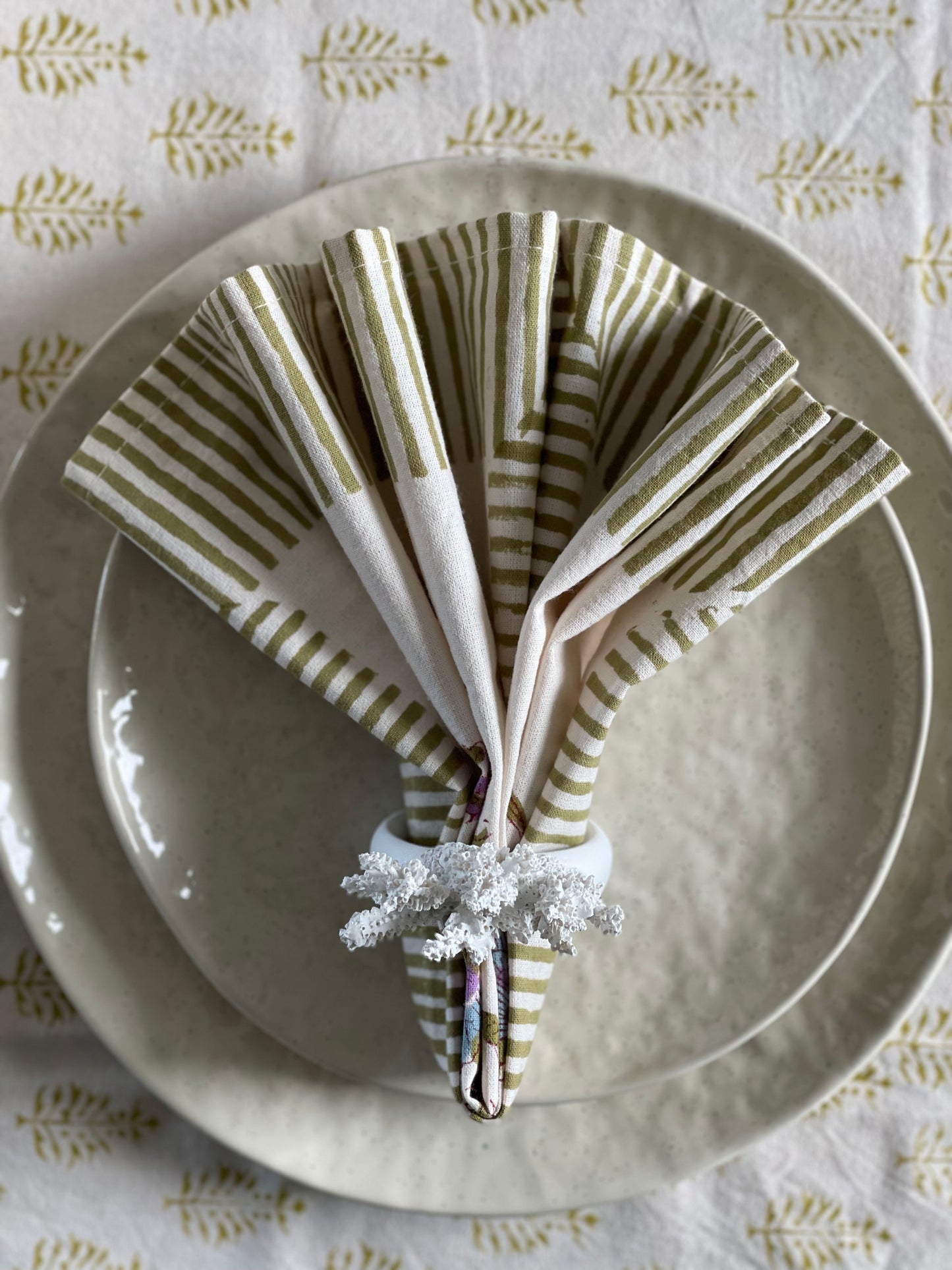 Tablecloth Beige Motif