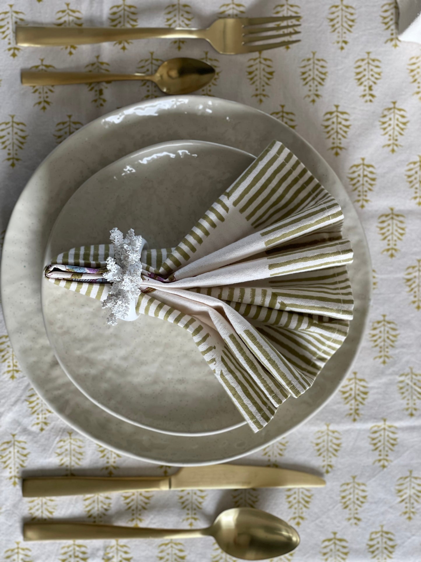 Tablecloth Beige Motif