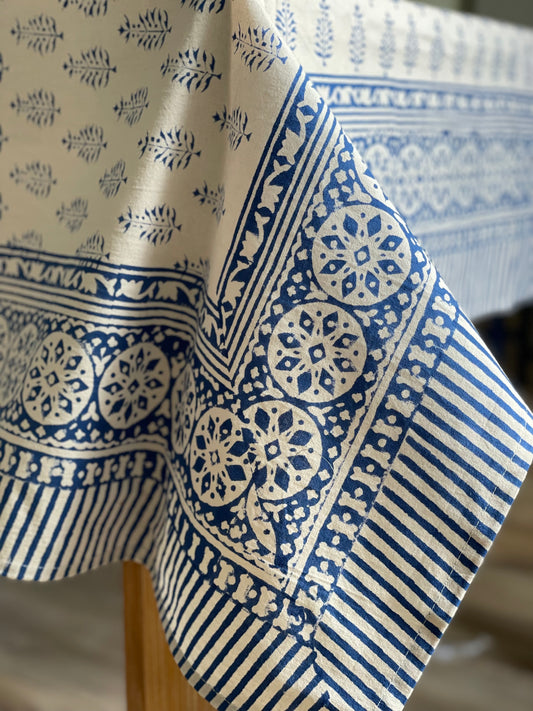 Tablecloth Blue Motif