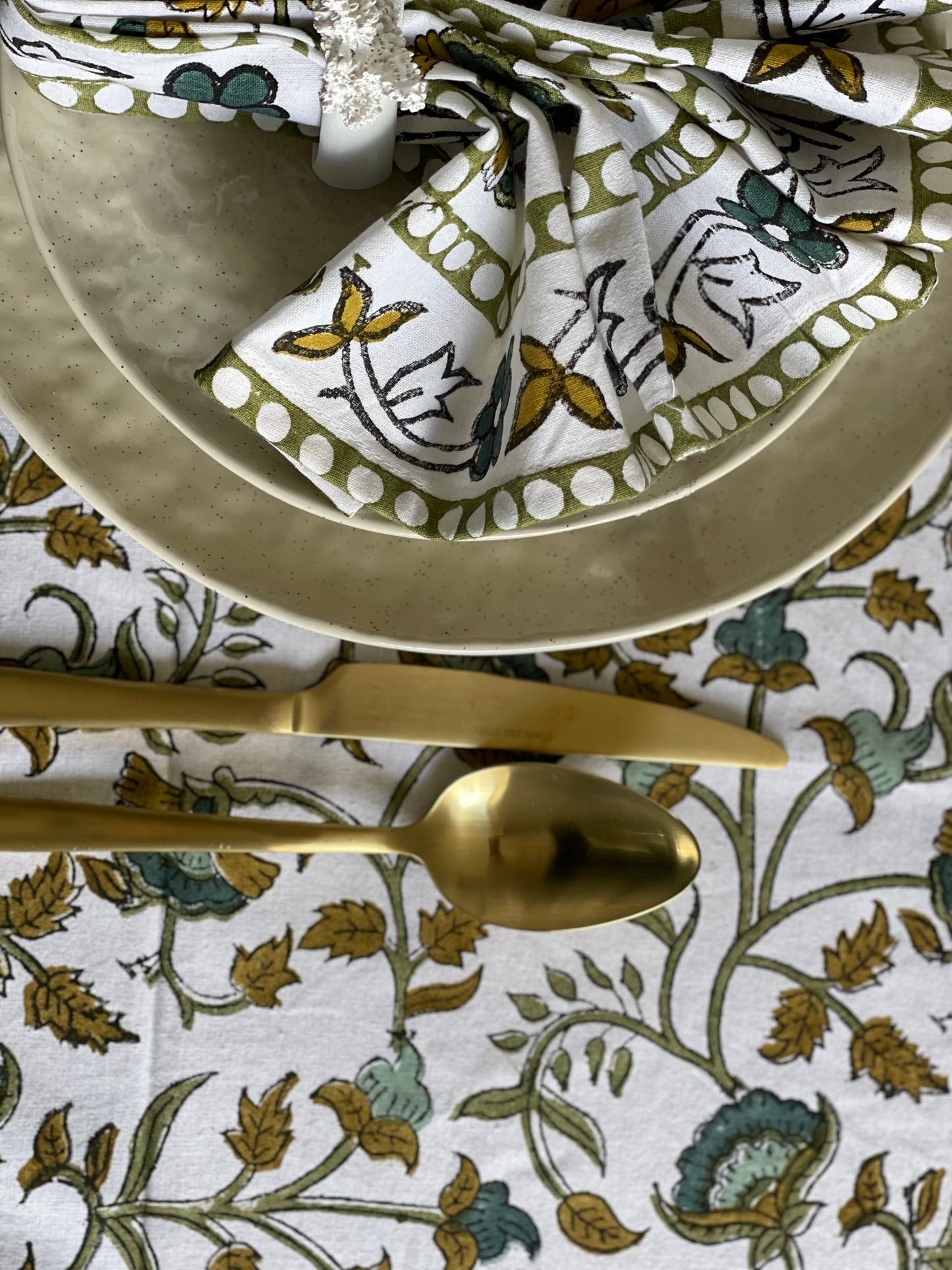 Tablecloth Henna Floral Print