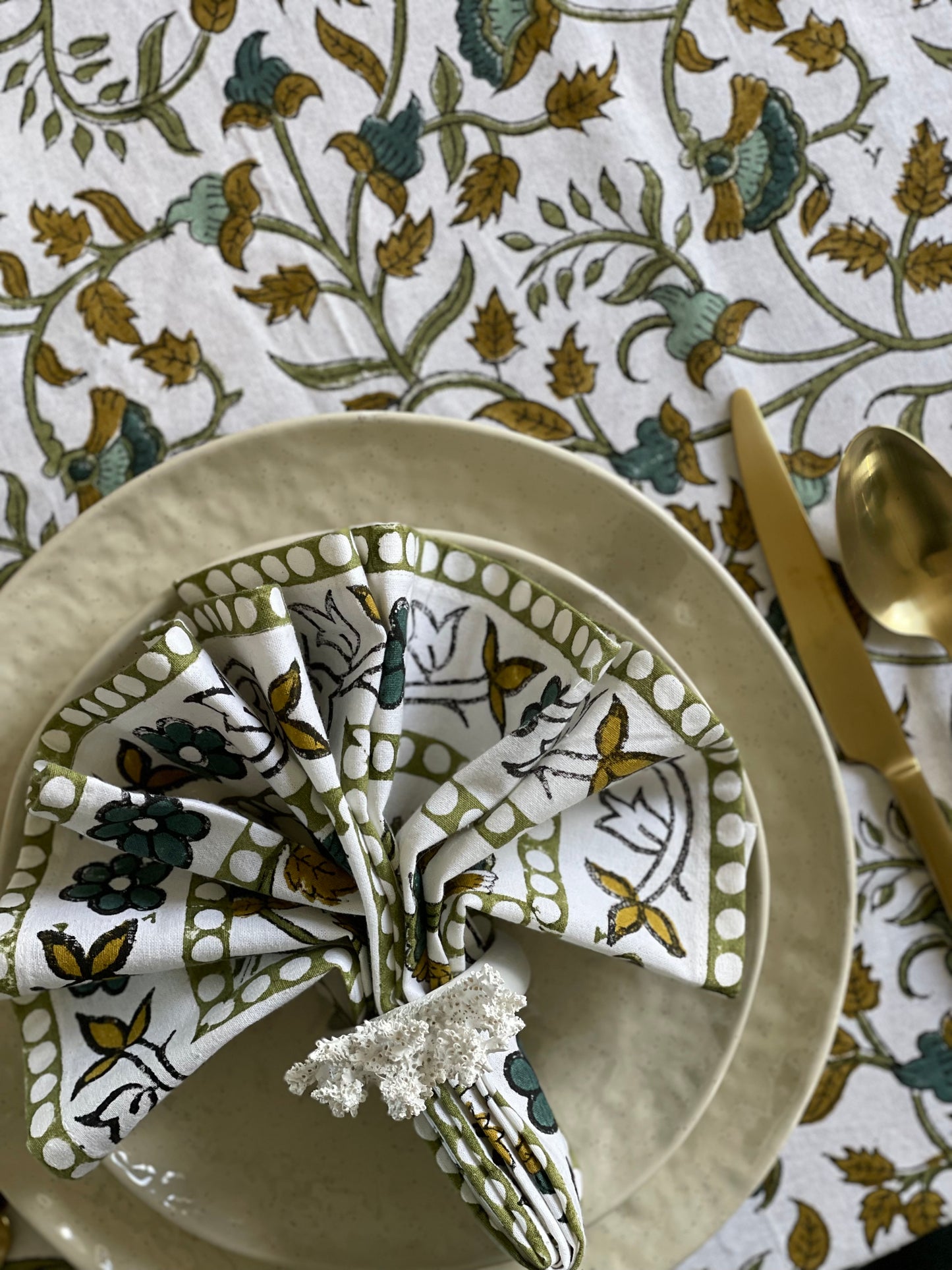 Tablecloth Henna Floral Print